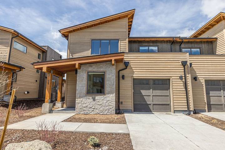 Vacation house for 8 people, with balcony and hot tub in Montana