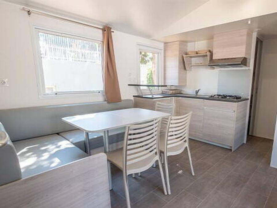 Camping Cavallino - Mobile home 6 persons - Comfort | 3 Bedrooms | 6 Pers | Raised terrace | Air conditioning in Venice, Venice Province