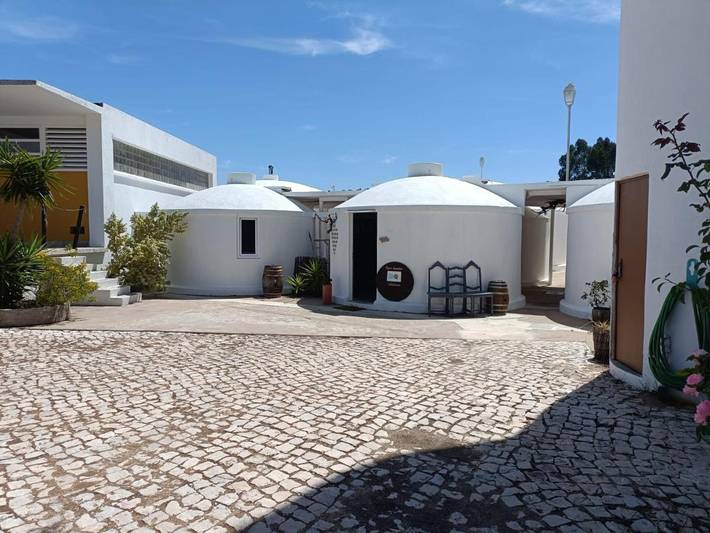 Club vacances pour 2 personnes, avec bassin pour enfant et jardin ainsi que terrasse et piscine, animaux acceptés au Portugal - 4