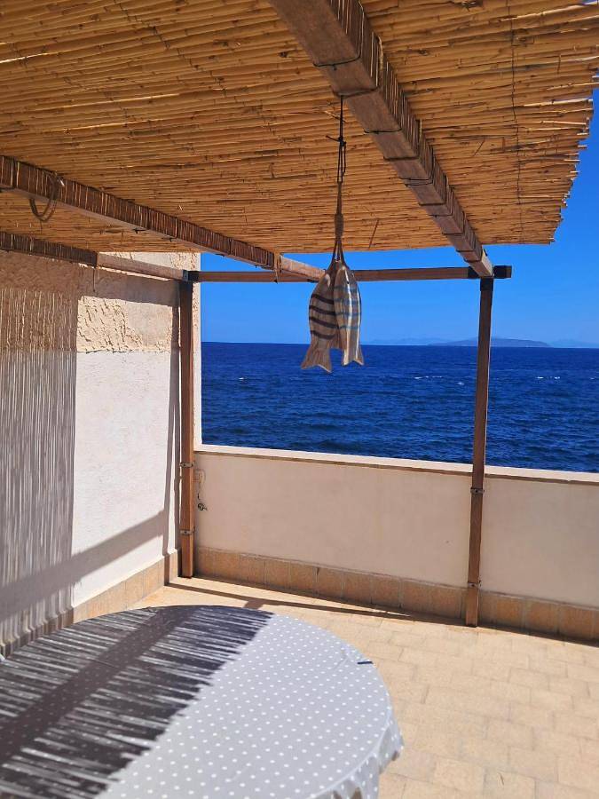 Gîte pour 2 personnes, avec vue et balcon à Marettimo - 3