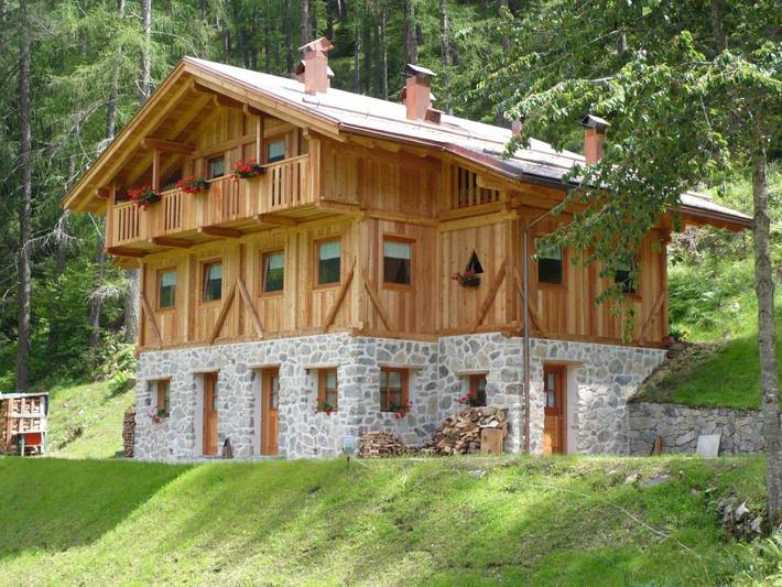 Baita per 4 persone, con giardino in Trentino