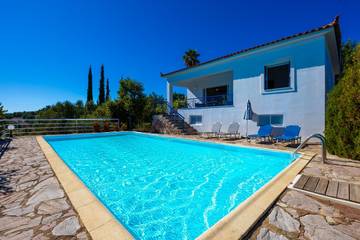 Villa for 5 People in Messenian Gulf, Peloponnese region, Photo 4