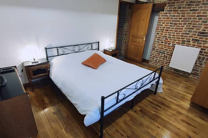 Location de vacances pour 12 personnes, avec piscine dans Chooz - 3