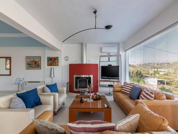 Holiday rental for 12 people, with Balcony and Hot tub as well as Terrace and Garden in Heraklion