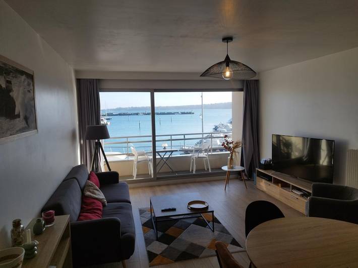 Gîte für 2 Personen, mit Terrasse und Ausblick in Perros-Guirec