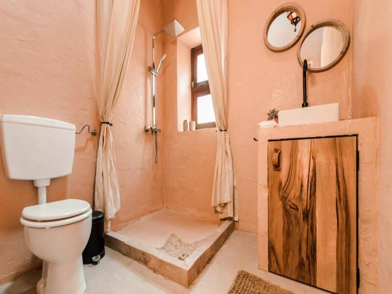 Apartamento inteiro, Casa rural en Aljezur con piscina salada in Distrito de Faro