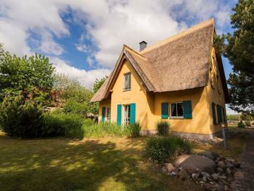 Ferienhaus für 8 Personen, mit Terrasse und Garten sowie Pool und Sauna, mit Haustier auf Usedom
