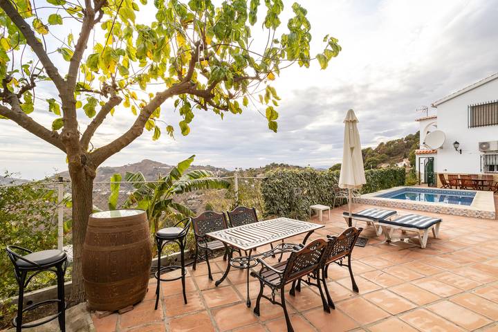 Casa rural para 6 personas, con jardín en Axarquía - 2