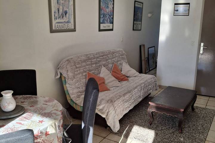 Ganze Wohnung, Beau 3 pièces en rez-de-jardin, climatisé, parking privé - St Paul-de-Vence in Saint-Paul-de-Vence, Mittelmeerküste (Frankreich)