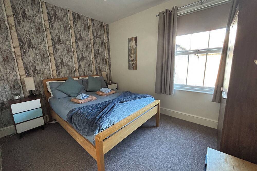 Ganze Wohnung, 11b Direkt am Strand, zu Fuß zum Strand! in Eastbourne, Ost Sussex