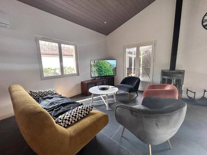 Location de vacances pour 8 personnes, avec jardin et piscine dans Réserve naturelle du Courant d'Huchet - 2