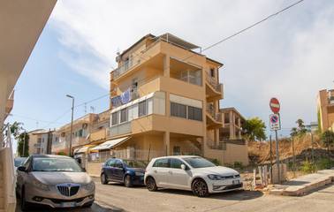 Ferienwohnung für 6 Personen, mit Terrasse in Marina di Ragusa