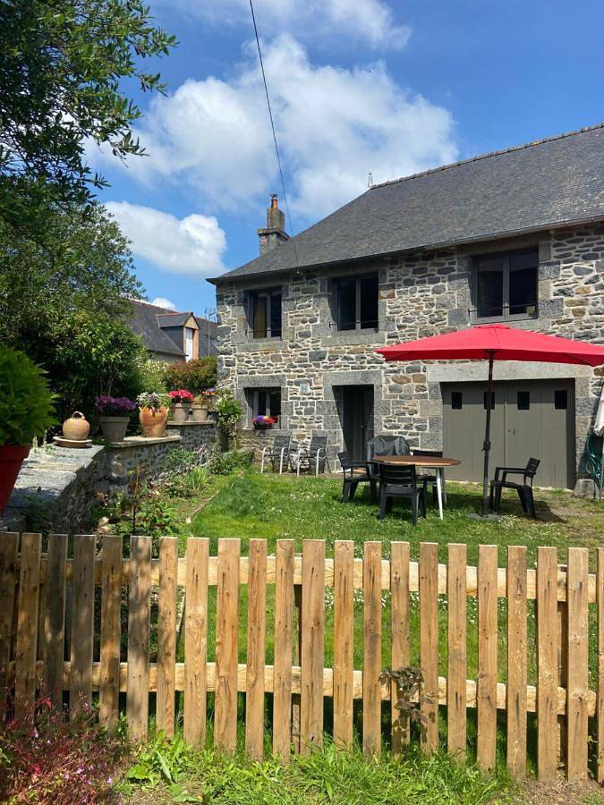 Location de vacances pour 5 personnes, avec jardin dans Le Mené - 3