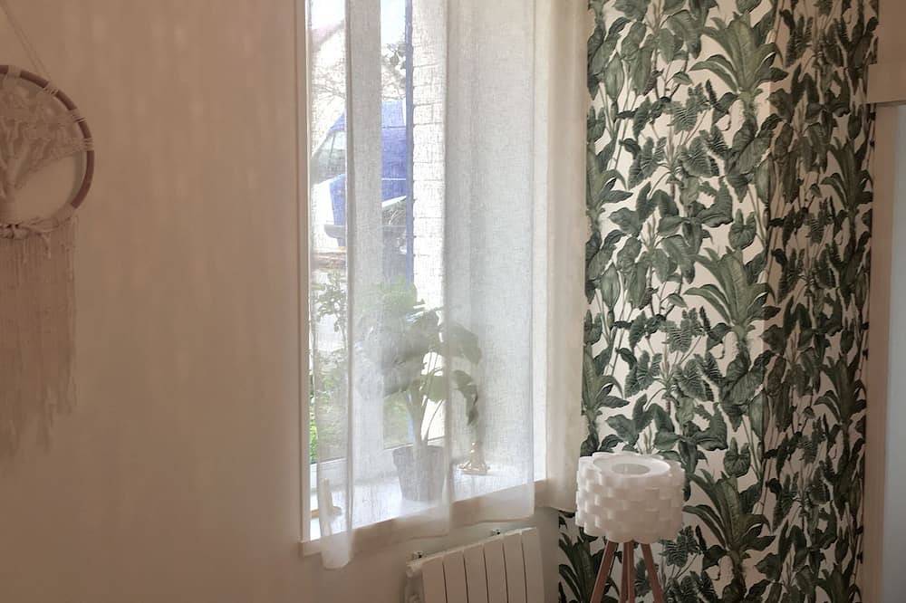 Charming Town House near the beaches of Normandy and Pegasus Bridge in Bénouville, Caen region