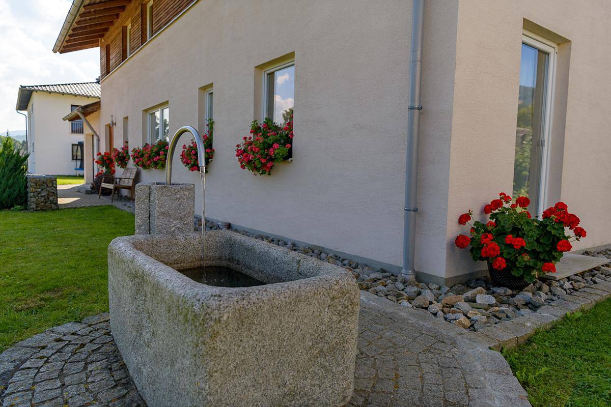 Ferienwohnung Hohenbogen - Schöne, neue Ferienwohnung (60 qm) für 4 Personen in Neukirchen beim Heiligen Blut, Ostbayern