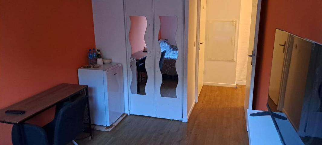 Gîte pour 2 personnes, avec balcon à Trappes - 3