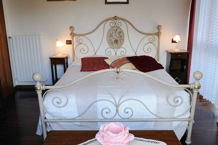 Location de vacances pour 8 personnes, avec terrasse et jardin à San Giuliano Terme - 4