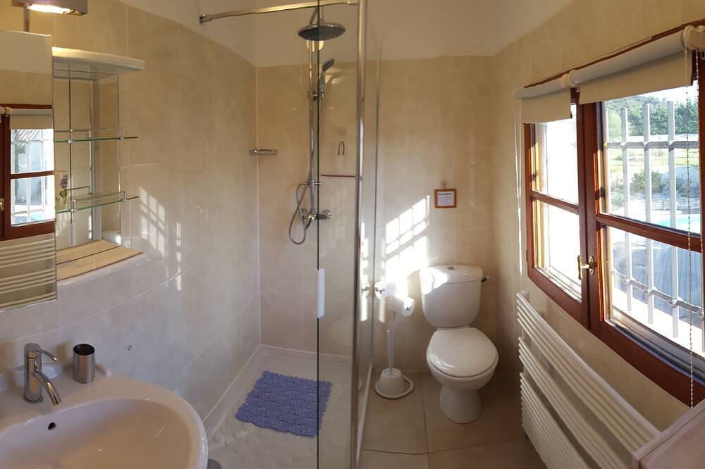 Lamanderie in Provence; Hacienda type house between Alpilles and Luberon in Alleins, Arles region