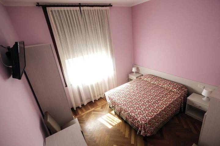 Pension voor 2 personen, met balkon in Genua