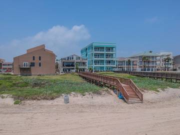 Vacation House for 22 Guests in South Padre Island, Padre Island, Picture 2