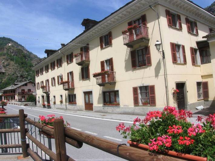 Hôtel pour 2 personnes, avec Balcon ainsi que Jardin et Vue dans Arvier