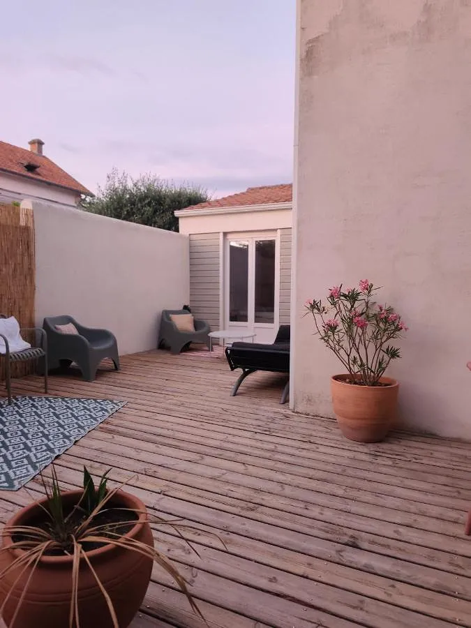 Chalet para 9 personas, con piscina además de jardín y vistas, Se admiten mascotas - 1