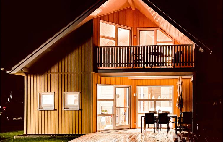 97qm Miete mit Terrasse, Parkplatz & Internet, 1km zum Strand in Krems II, Kreis Segeberg