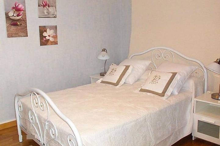 Location de vacances pour 3 personnes, avec jardin, animaux acceptés à Chapdes-Beaufort - 2