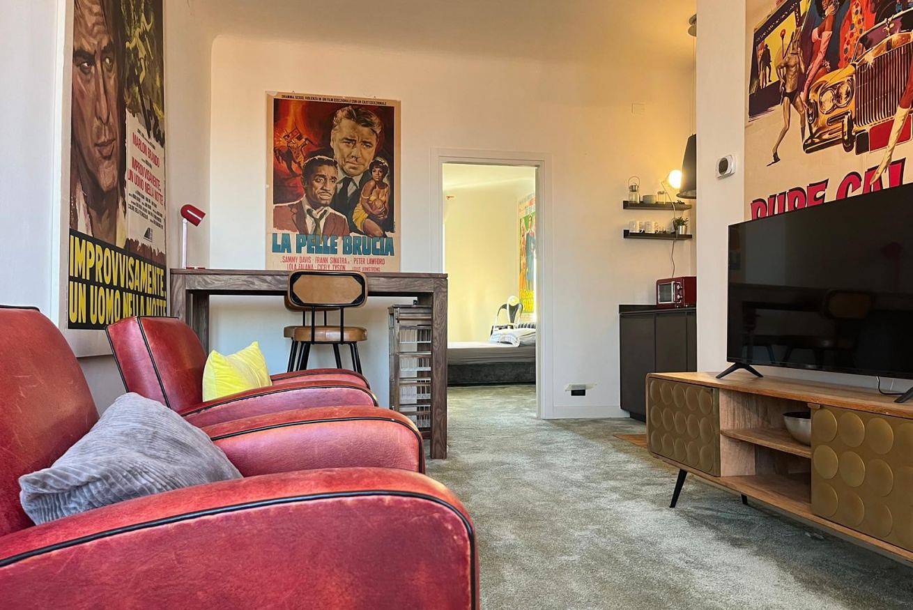 Appartamento intero, The Vintage Movie Apartment Naviglio Grande in Milano, Provincia di Milano
