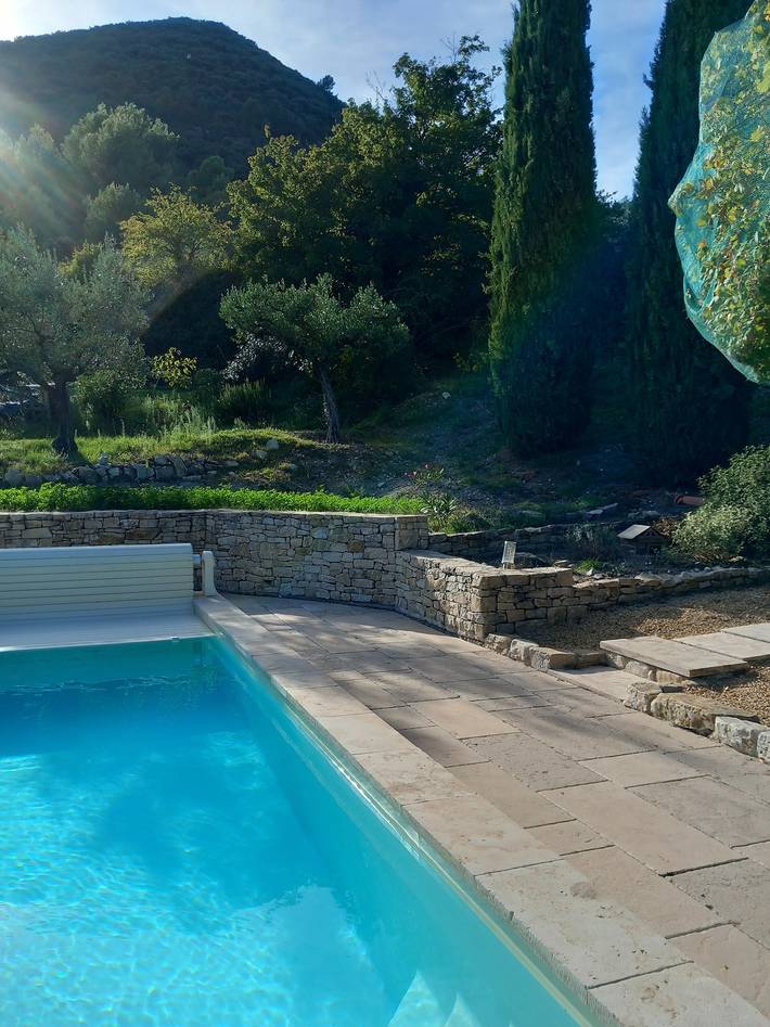 Gîte de Maric: Among Olive Trees with Pool, Stunning Mountain Views in Aubres, Nyons region