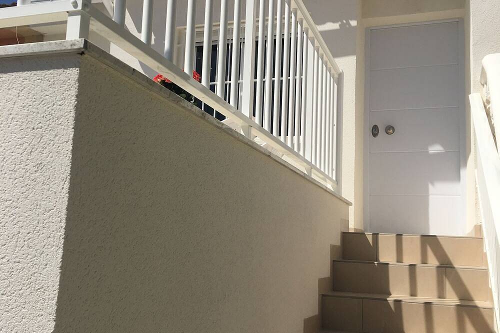 Luxe - moderne - bungalow met wifi! in San Pedro del Pinatar, Costa Cálida