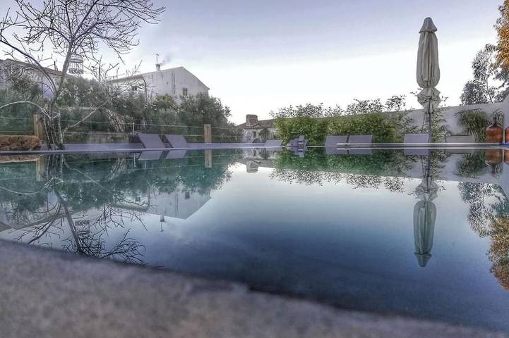Villa für 8 Personen, mit Balkon und Garten - 1