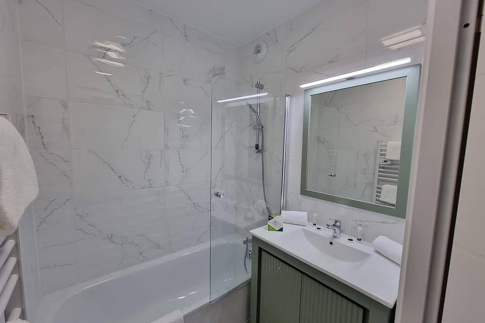 Appartement entier, Appartement Studio avec Accès à Deux Piscines! in Biarritz, Région de Bayonne