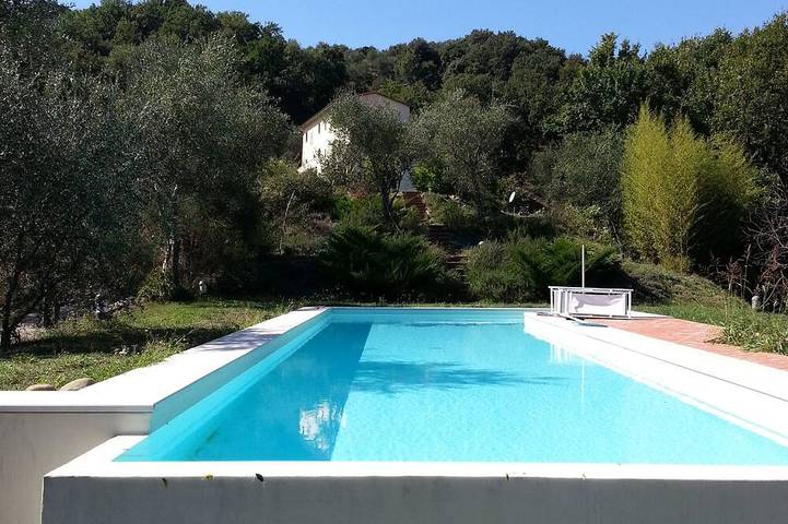 Casa vacanza per 6 persone, con idromassaggio in Sarzana