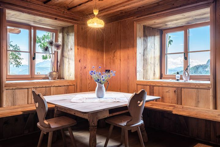 Entire apartment, Holiday Apartment Egger an der Lahn - Nonno with Mountain View, Terrace and Wi-Fi in Jenesien, Sarntal Alps