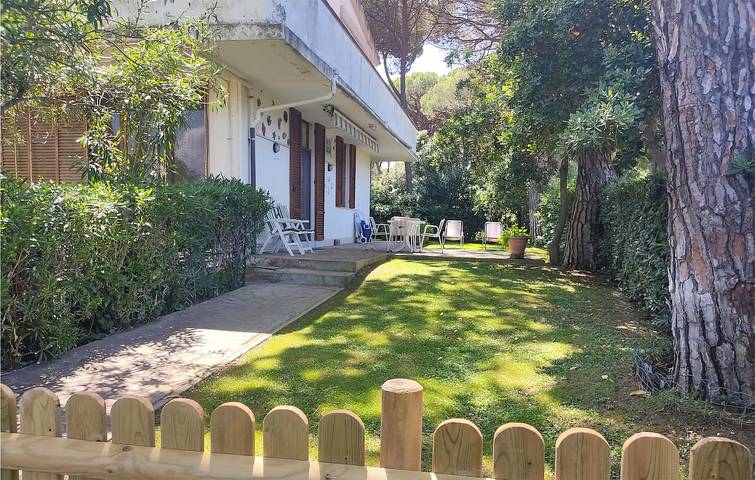 Ferienwohnung für 4 Personen, mit Terrasse und Garten in Castiglione della Pescaia - 2