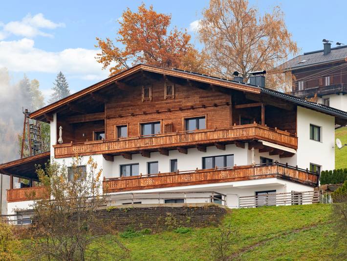 Ferienwohnung für 4 Personen, mit Balkon und Garten im Zillertal