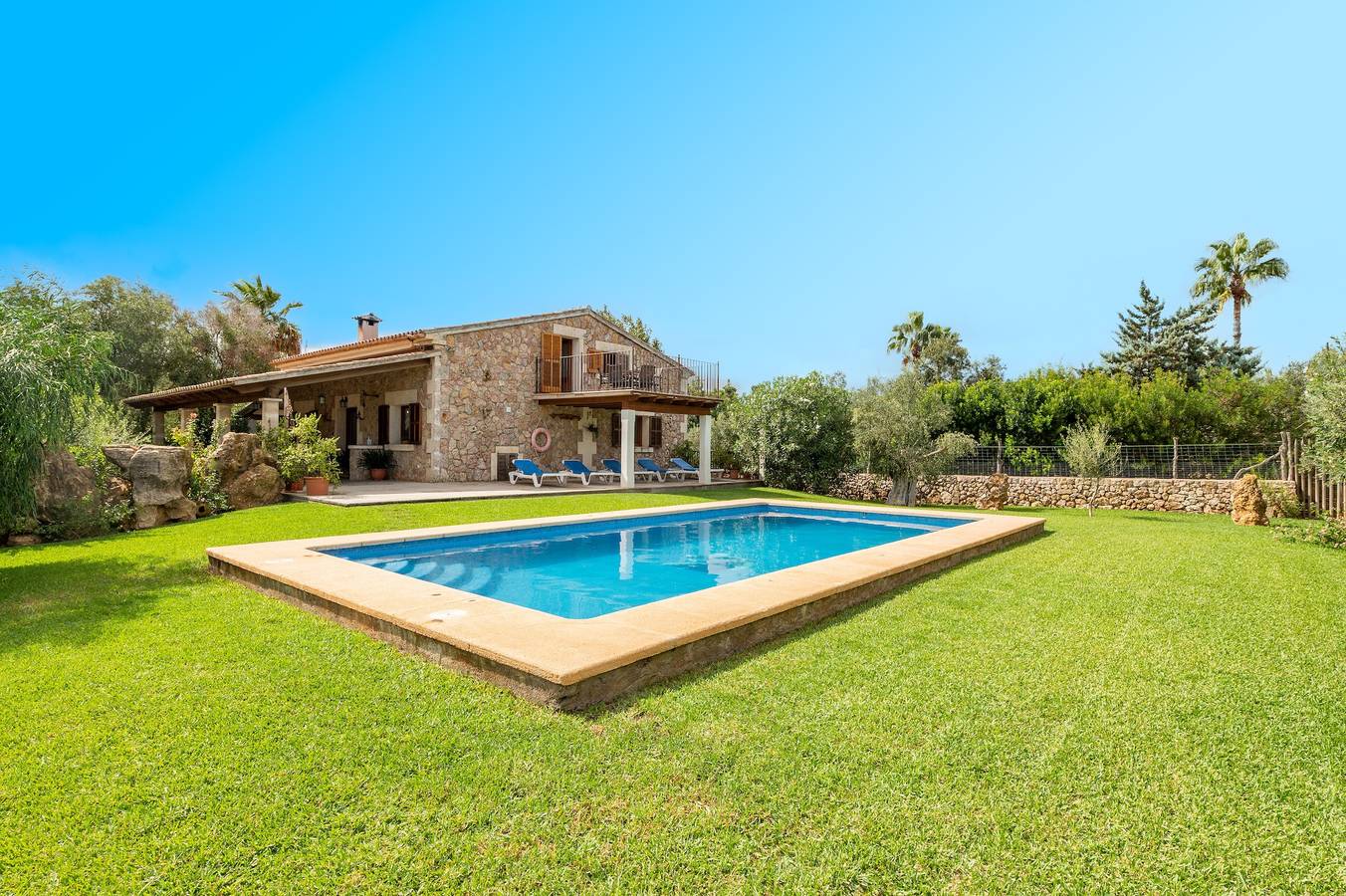 Finca familiar "Can Miquel" con gran jardín y piscina in Pollença, Costa de Mallorca