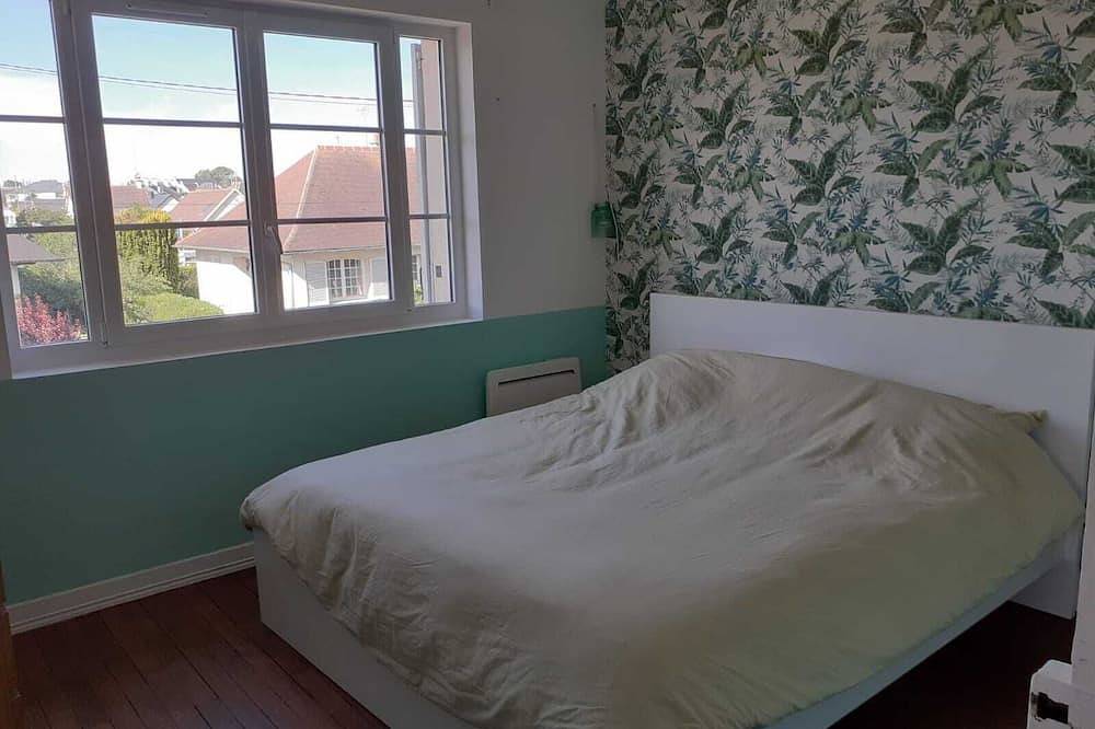 Riva Bella - House of the 30s in Ouistreham, Caen region