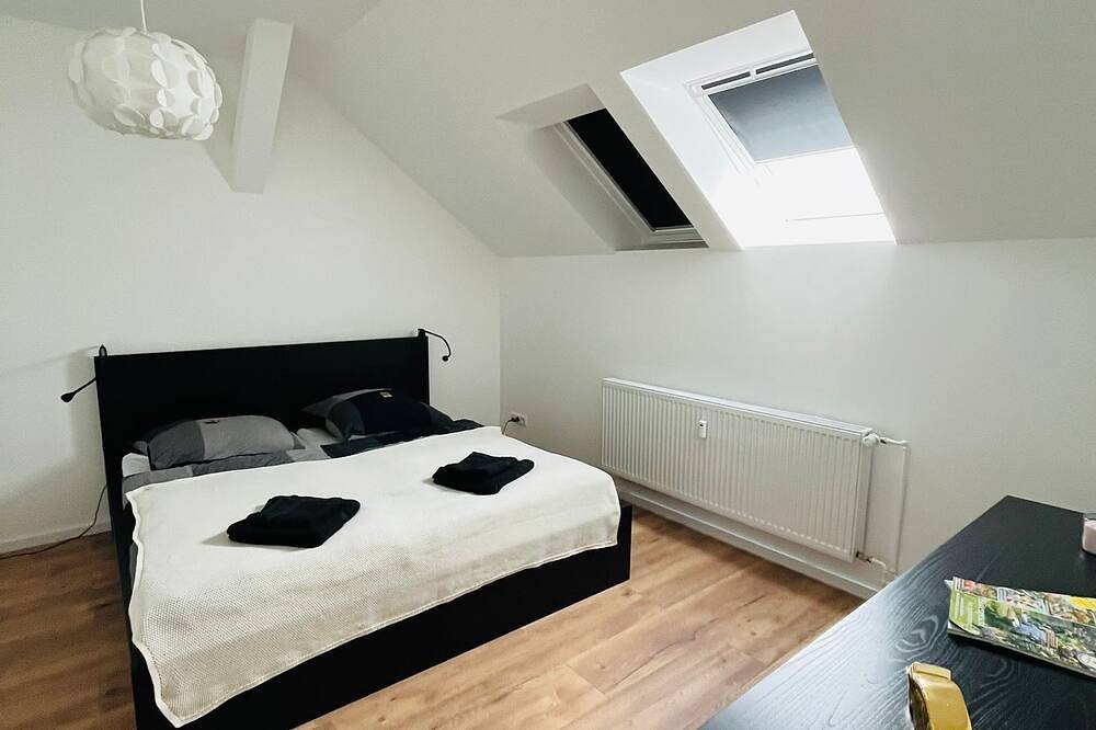 Ganze Wohnung, Gutshof von Gemünden Ferienwohnung 1 in Bernau bei Berlin, Barnimerland Region