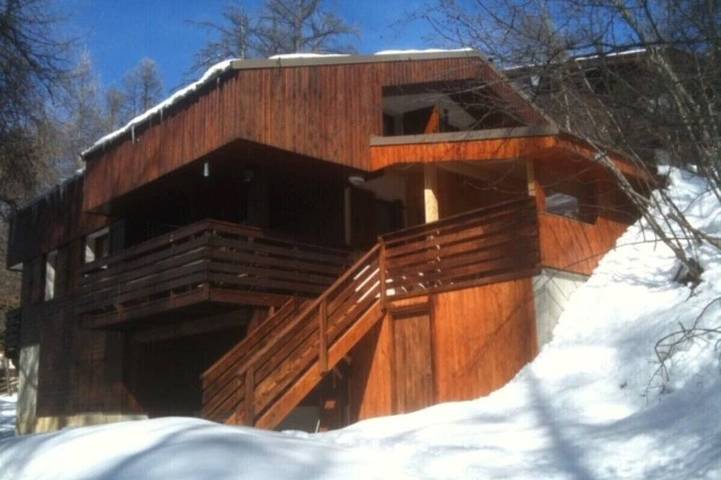 Chalet pour 8 personnes, avec terrasse et jardin à Les Orres