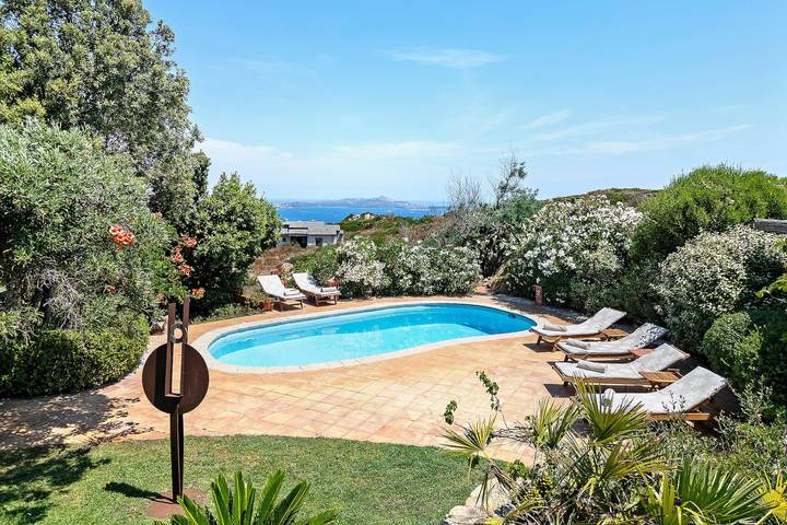Villa pour 8 personnes, avec jardin dans Costa Smeralda