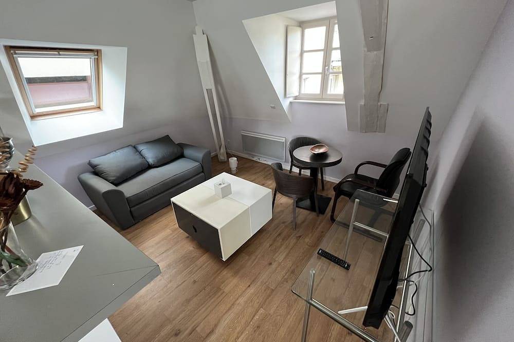 Apartamento entero, Venez Dormir Dans Lancien Hospice Duzerche in Uzerche, Región de Tulle