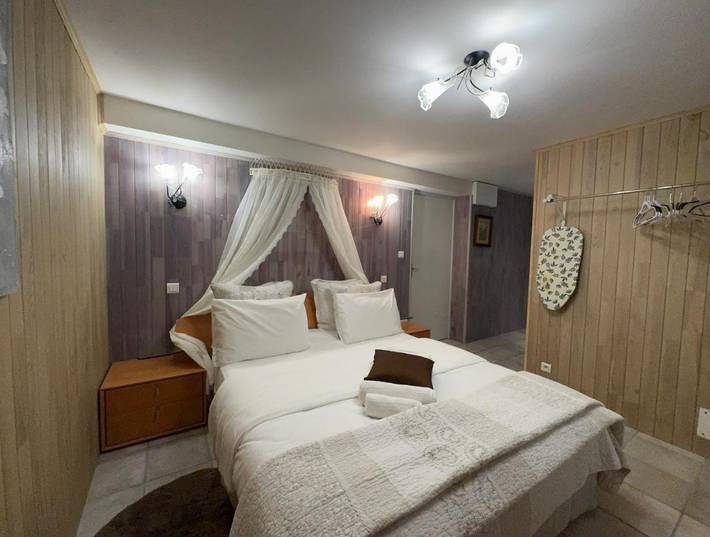 Maison d’hôte pour 2 personnes, avec sauna et piscine ainsi que jacuzzi et terrasse - 1