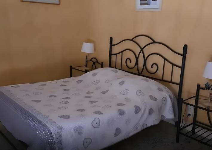 Ferienwohnung für 2 Personen, mit Garten in Hérault
