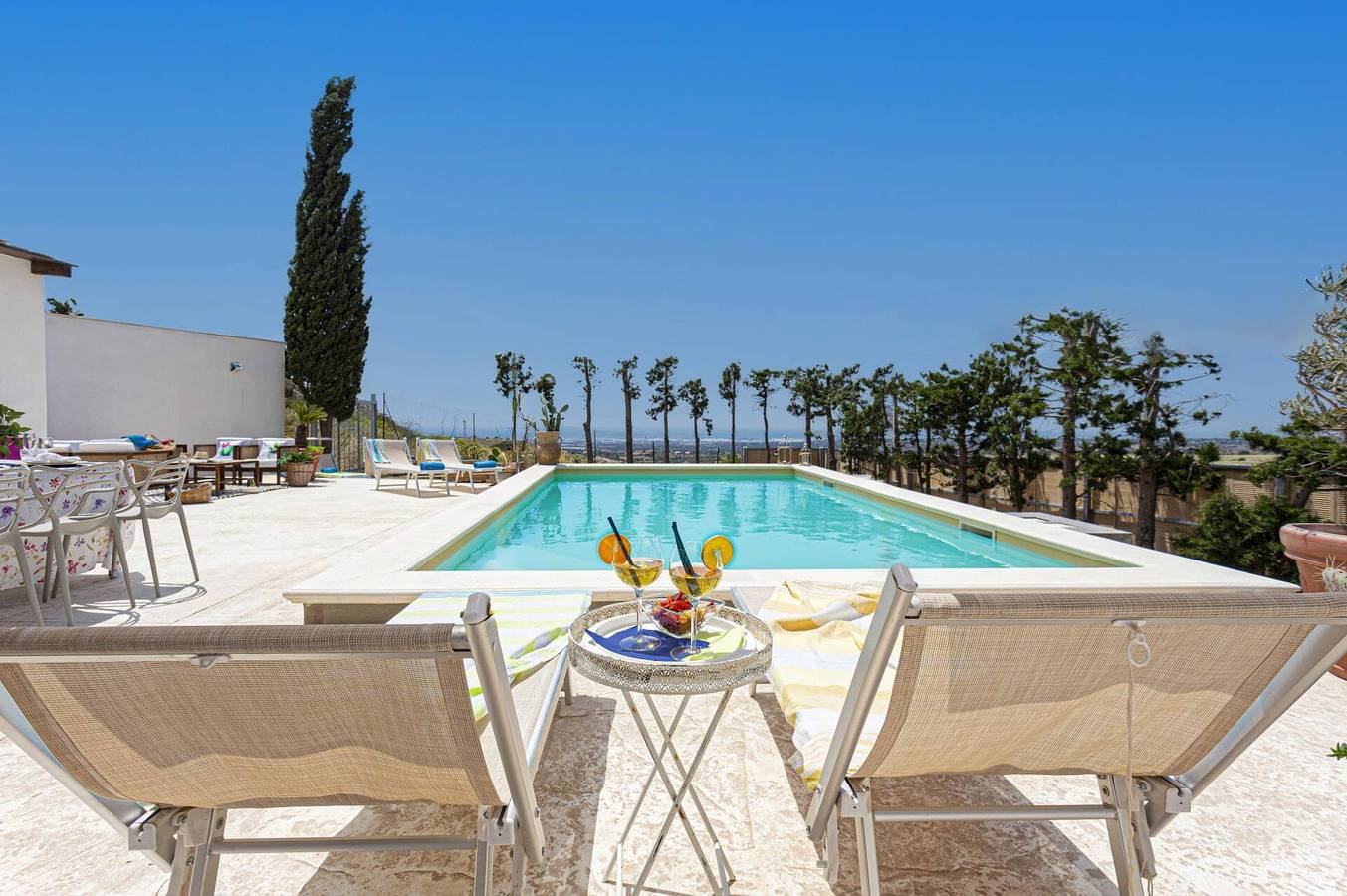 Villa for 8 Guests in Ragusa, Ragusa Province