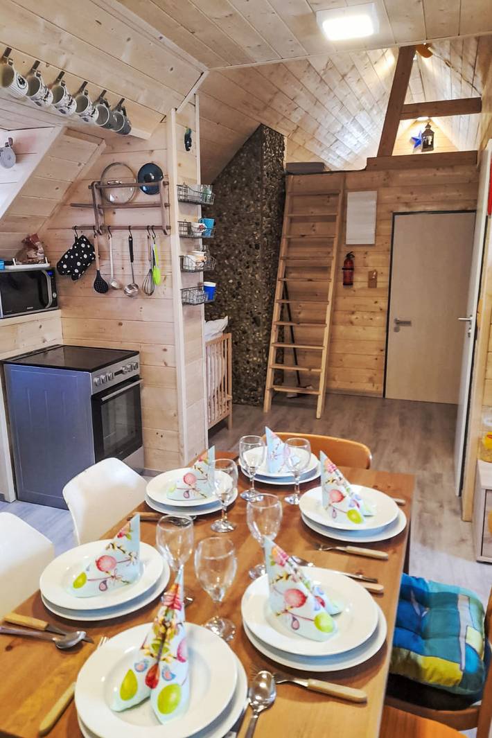 Roubenka u potoka in Výprachtice, Sudeten