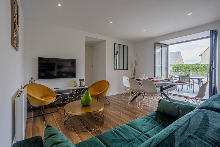 Location de vacances pour 6 personnes, avec Terrasse et Jardin dans Plage Saint-Guirec
