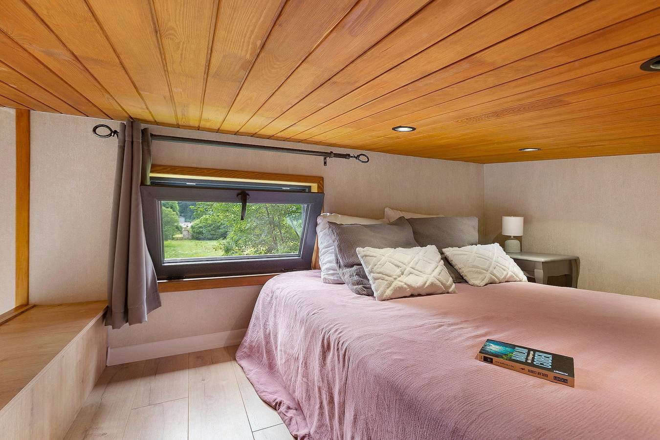 Chalet "Le Petit Haras De Valmont" met privé terras, tuin en airconditioning, foto 14