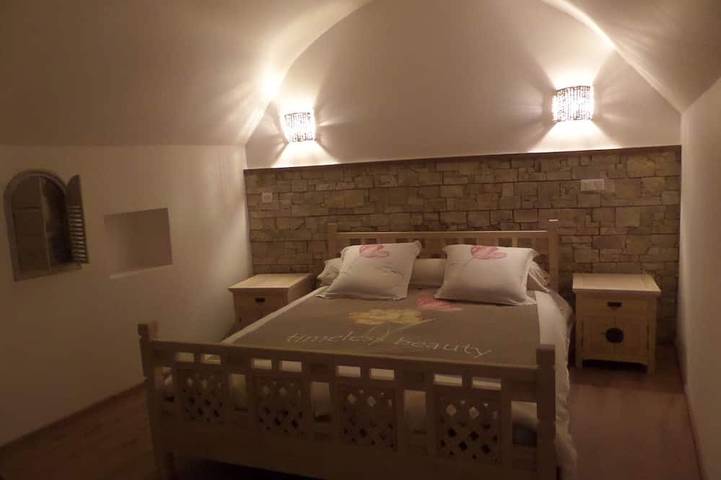 Location de vacances pour 4 personnes, avec Jacuzzi et Terrasse à Vénéjan - 3
